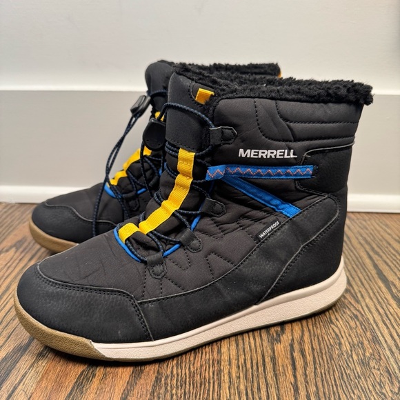 Marrell Snow Crush 3.0 waterproof snow boots size 5M - Picture 3 of 7